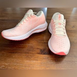 Mizuno Women’s Running Shoes